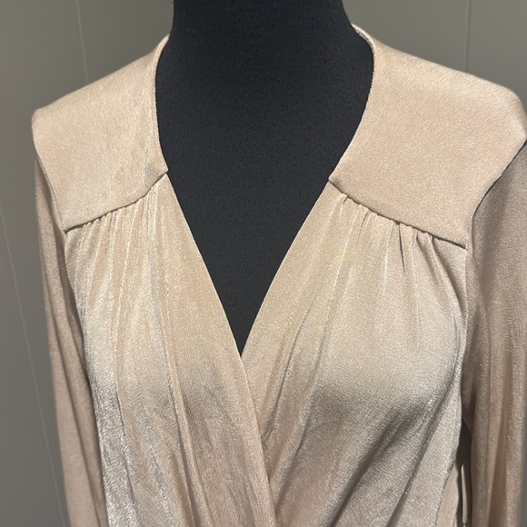 Free People Turnt Bodysuit in Blossom Pearl. Wrap V neck front. NWT. Large. - Picture 3 of 8